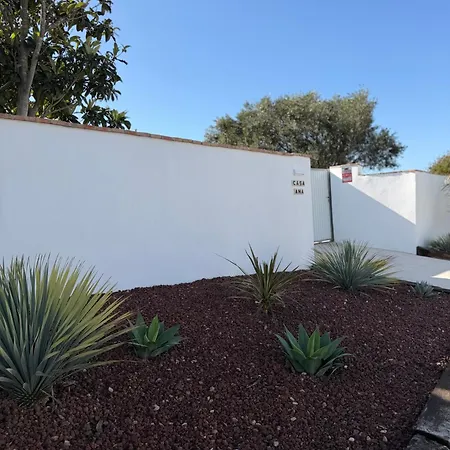 Casa Ana & * קוניל דה לה פרונטרה